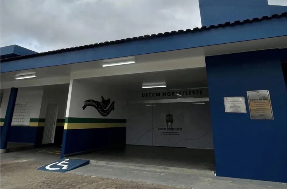 Homem é preso por invadir casa e ameaçar a mãe de morte em Manaus